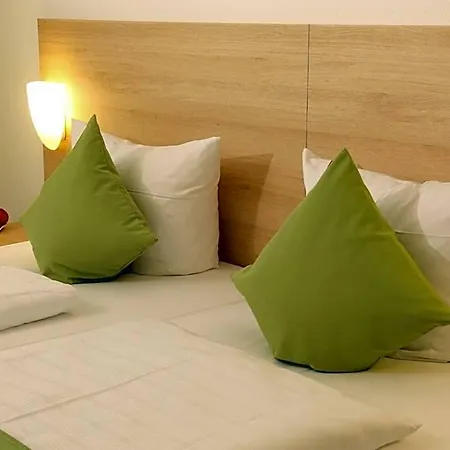 أنتي بورتا داس ستادتهوتيل 3*